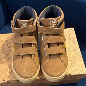 Veja Kids Sneakers in Brown and Yellow